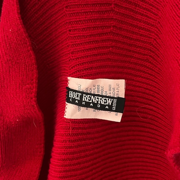 Glorious Red Holt Renfrew Merino Shawl - Picture 3 of 5